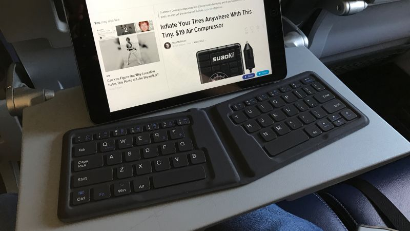 Teclado plegable de iClever, $24 con código TMTFT97H